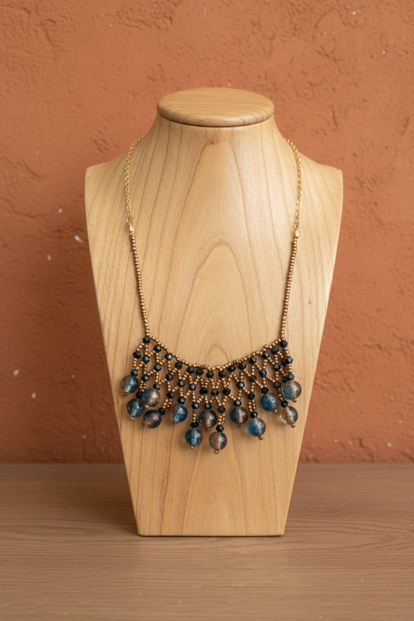 Collier "Reine du désert"
